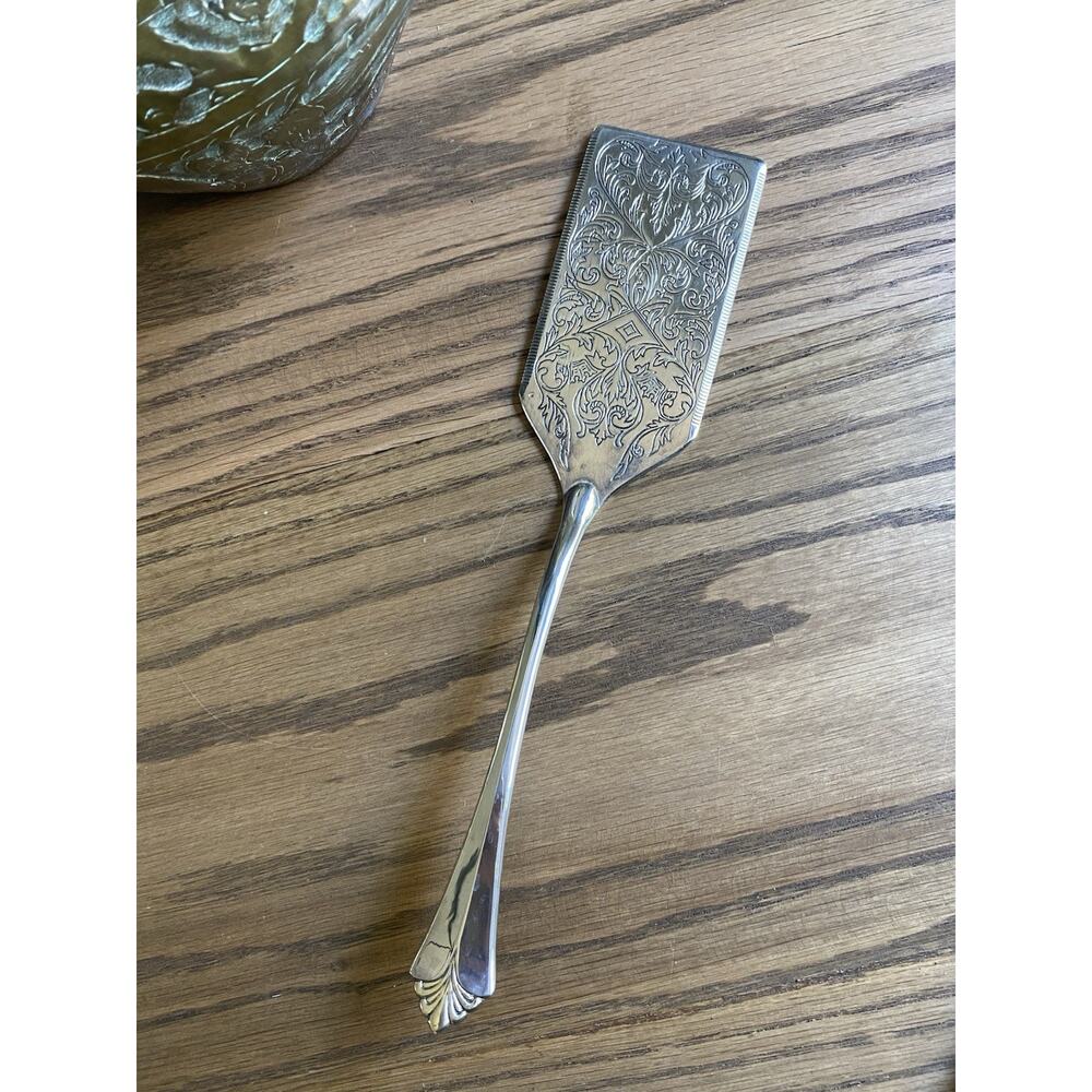Vintage Royal Limited Silver Plate Lasagna Server With Gold Accent Cake Server